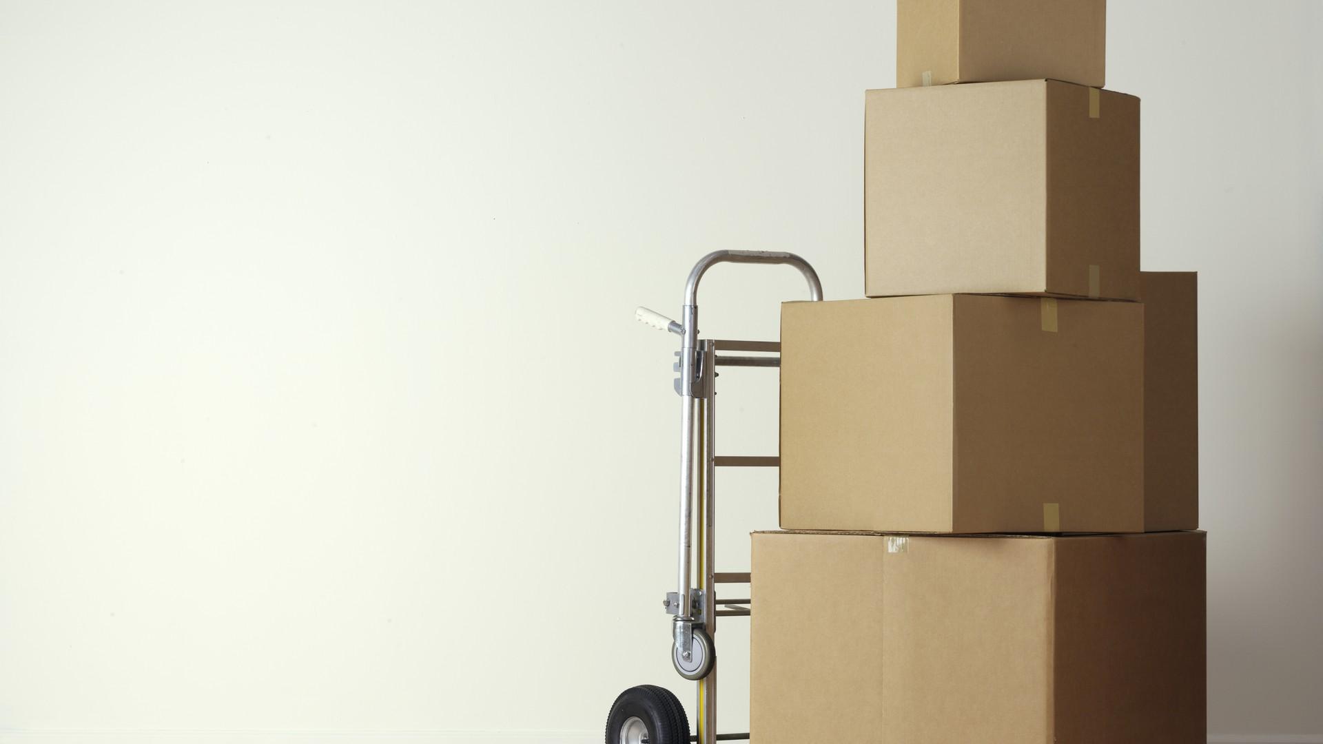 TIPS FOR PACKING AND MOVING QUICKLY