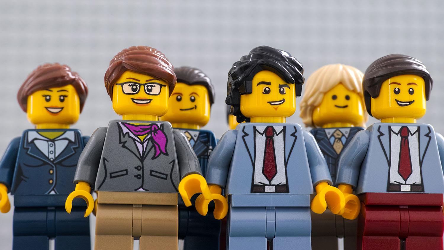 HOW TO CHOOSE THE RIGHT REAL ESTATE AGENT